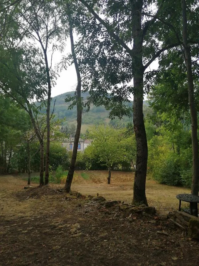 Location De Vacances A Neylis Avec Vue Sur Les Forets Et Les Champs Carla-de-Roquefort