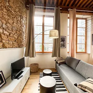 suite-cartier-lyon.hotels-rhonealpes.com/
